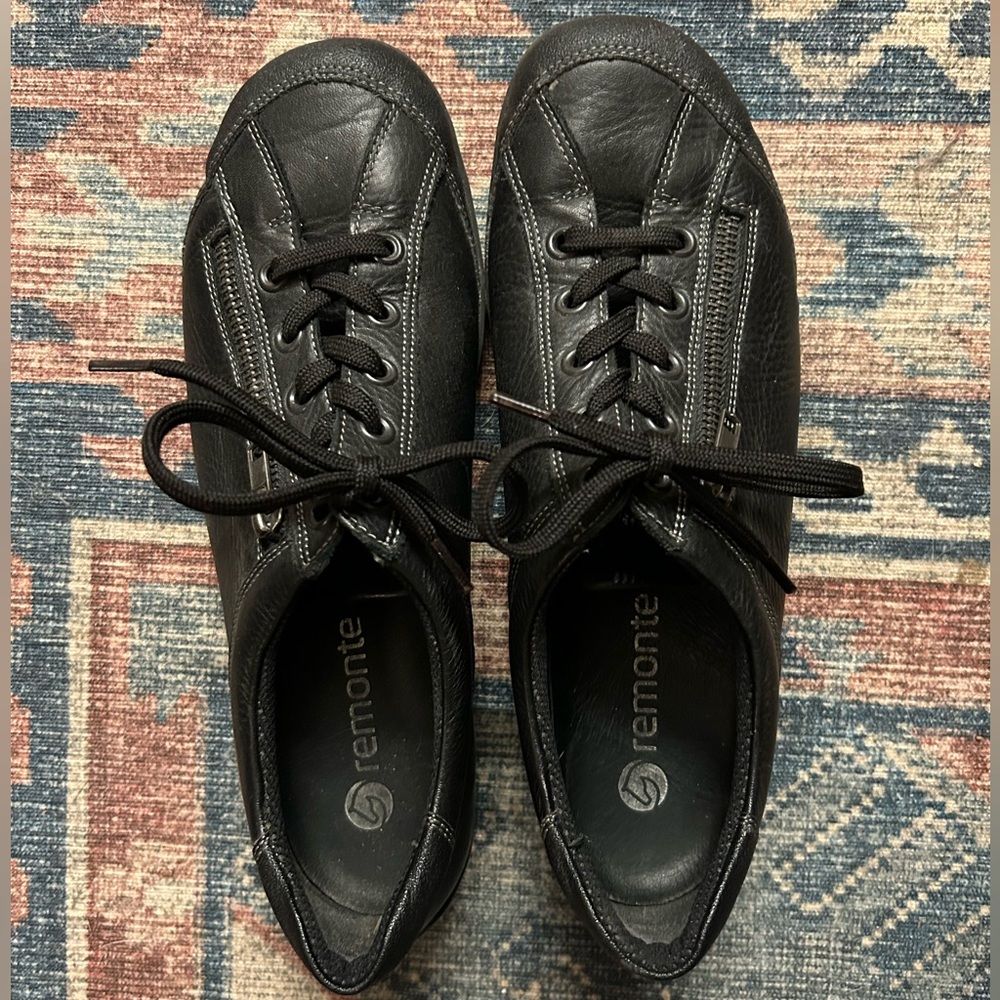 Remonte Black Shoes
